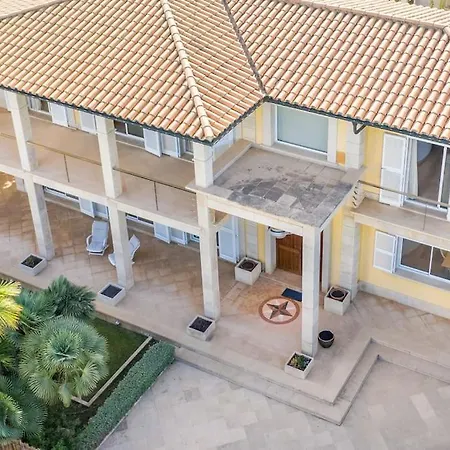 Villa Magnifica En De Playa De Muro Alcudia (Mallorca)